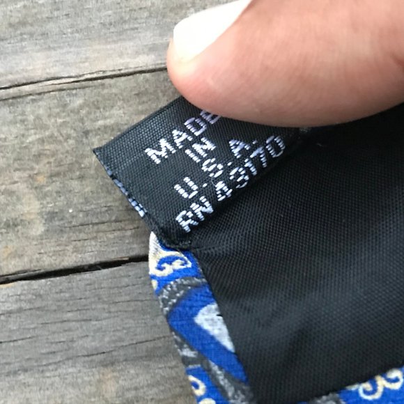 Geoffrey Beene Men Tie 100% Silk Necktie Classic T - Picture 11 of 11